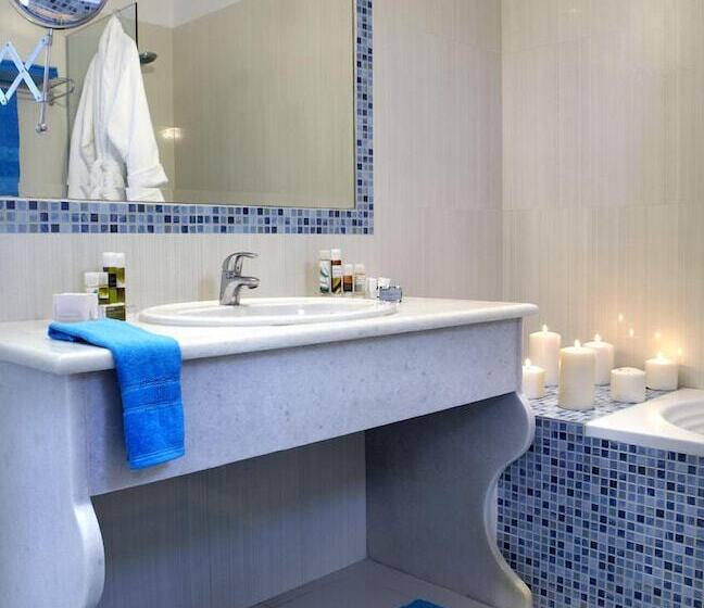 패밀리 스위트, Mitos Suites