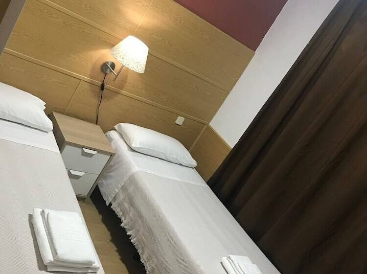اتاق استاندارد, Hostal San Blas