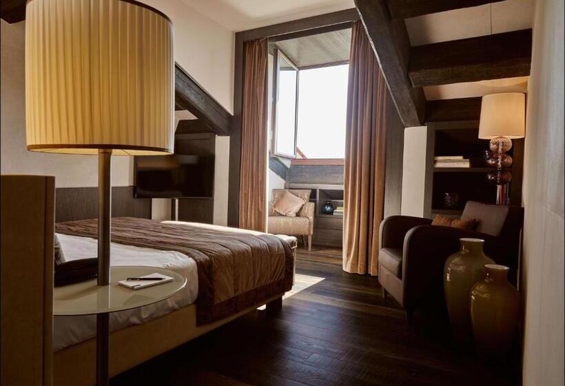 Люкс с Видом, Hyatt Centric Murano Venice