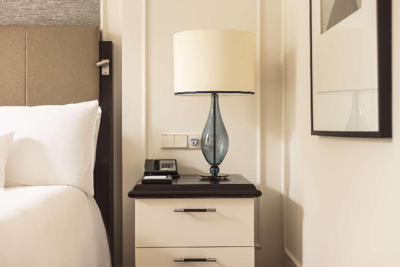 Premium Room, Waldorf Astoria Amsterdam