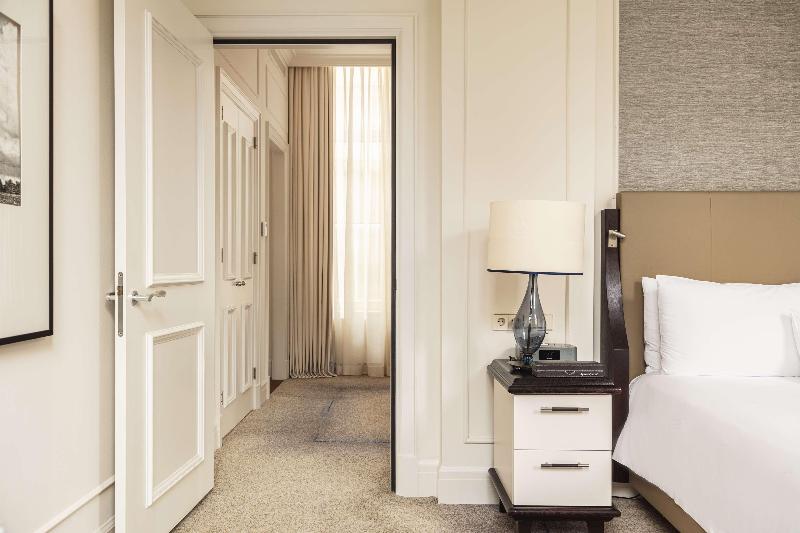 Suite King Bed, Waldorf Astoria Amsterdam