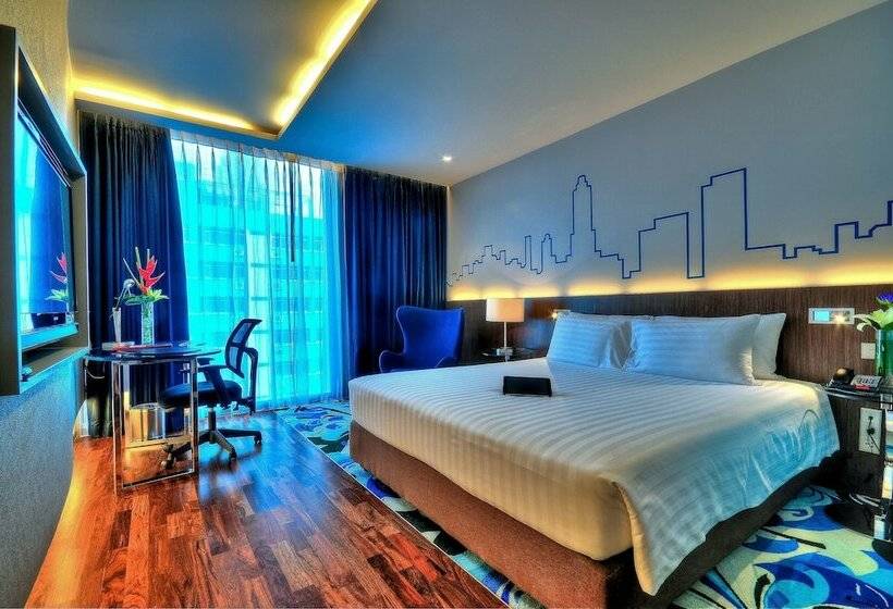 Номер Deluxe, Galleria Sukhumvit 10 Bangkok By Compass Hospitality