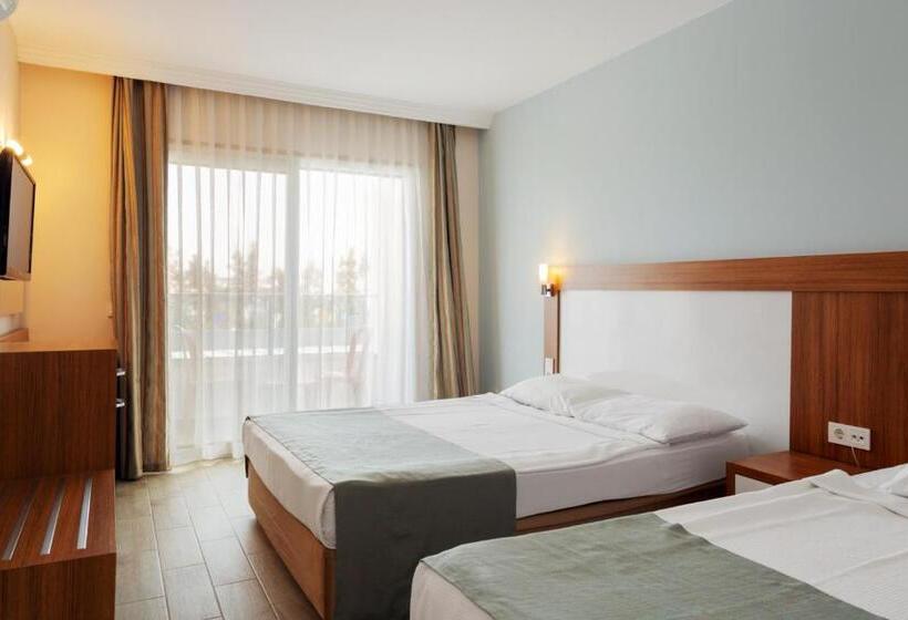 Семейный Номер, Numa Konaktepe Hotel   All Inclusive
