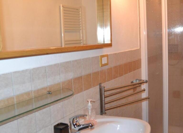 Номер Стандарт, B&b Al Pozzolone