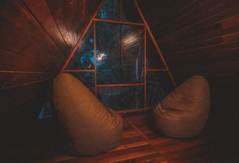 스탠다드 트리플 룸, Kantu Garden Lodge