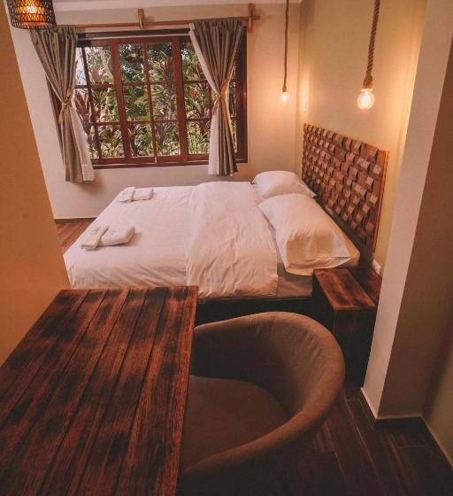스탠다드 룸 킹사이즈 침대, Kantu Garden Lodge