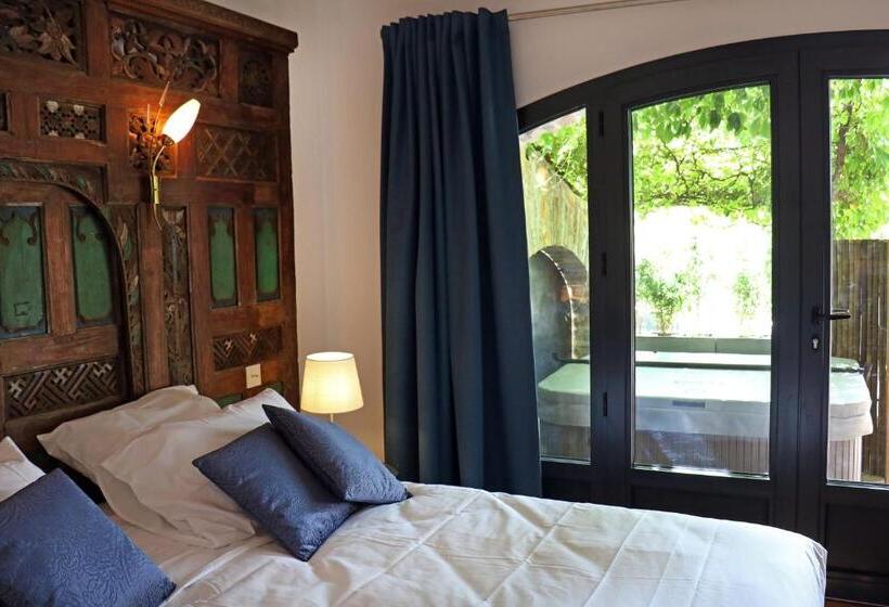 스탠다드 룸 킹사이즈 침대, L Amourier Chambres D Hôtes Pour Amoureux Avec Jacuzzi Ou Baignoire Xxl