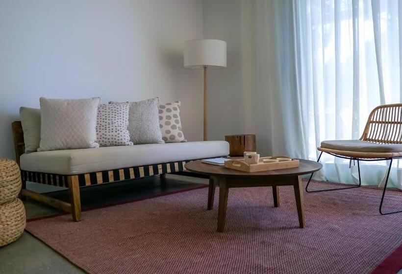 스위트, Casagrande Hotel & Beach Club