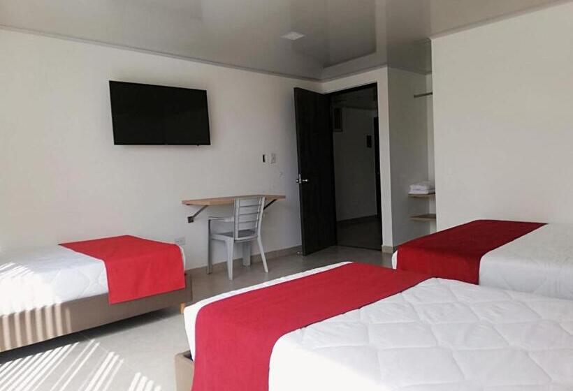 スタンダード４人部屋, Monarka Edificio