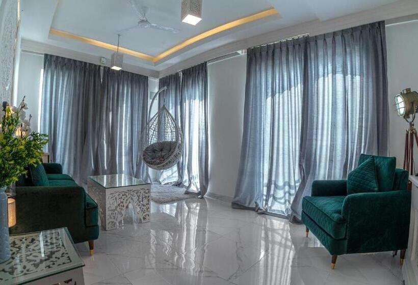 总统套房, Lillywoods Zac Beach Resort, Calangute