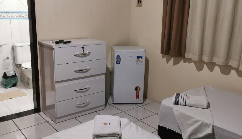Четырехместный Номер Стандарт, Sos Hostel