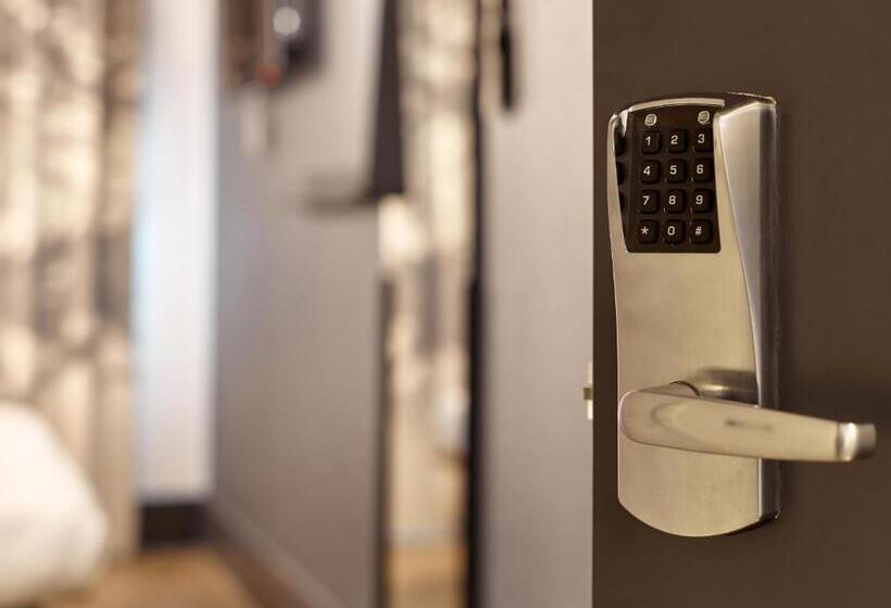 Номер Стандарт, B&b Hotel Clermont Ferrand Sud Aubière