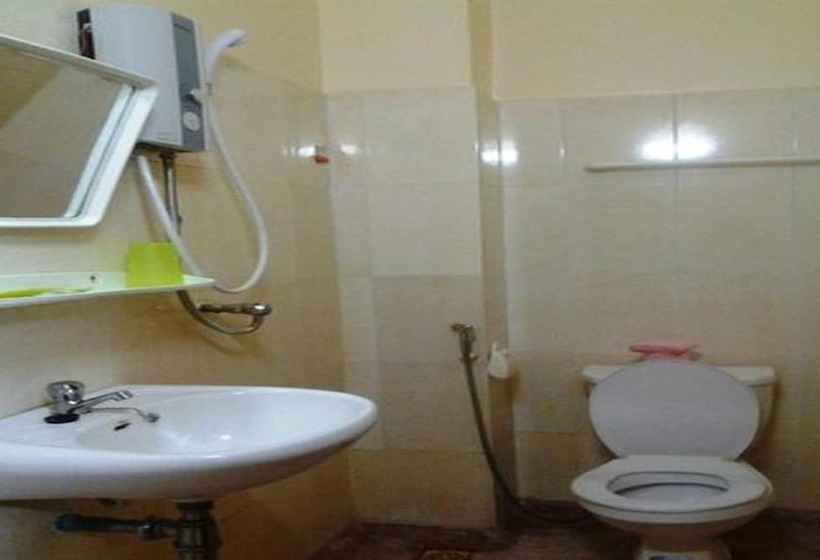 اتاق خانوادگی, Okay 1 Villa