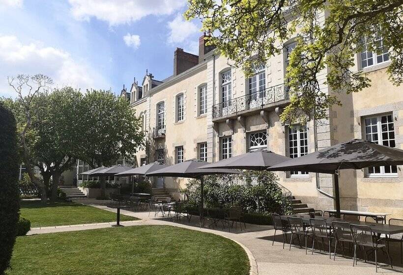 Номер Deluxe с Террасой, Hôtel Restaurants & Spa Perier Du Bignon