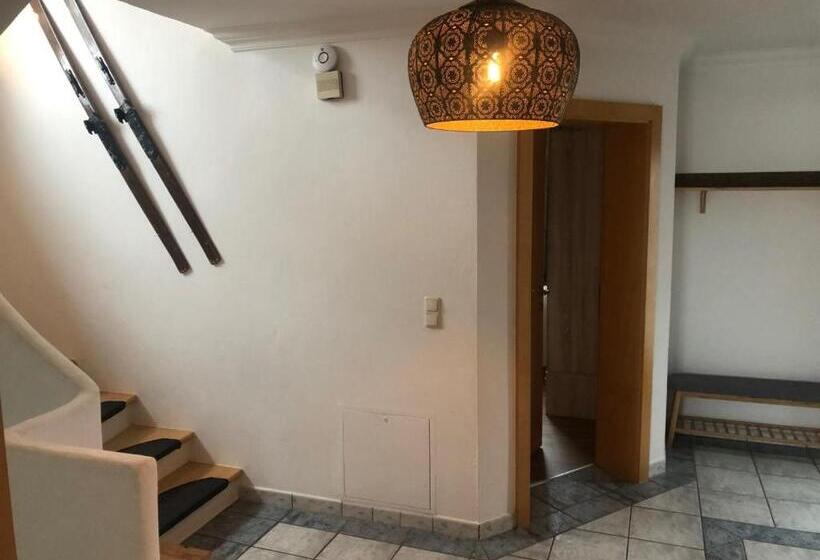 کلبه ییلاقی سوپریور یک خوابه, Wirtshaus Tauernhex