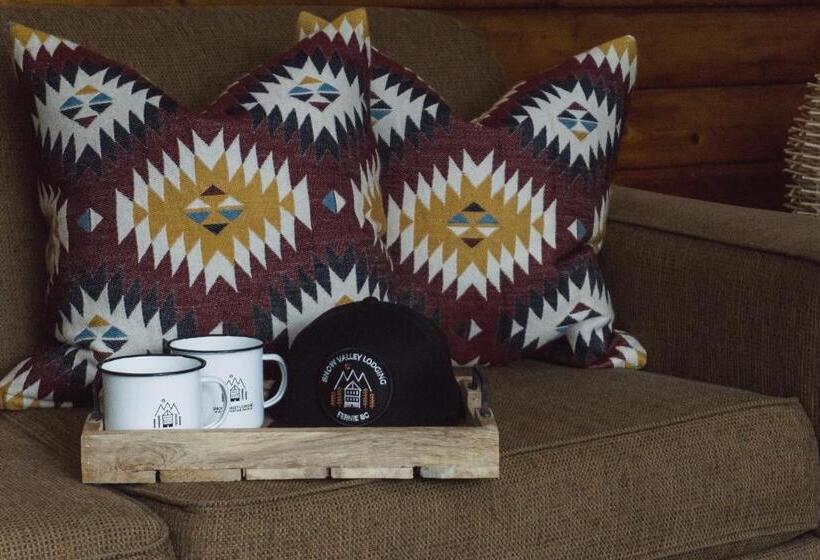 Люкс, Snow Valley Lodging