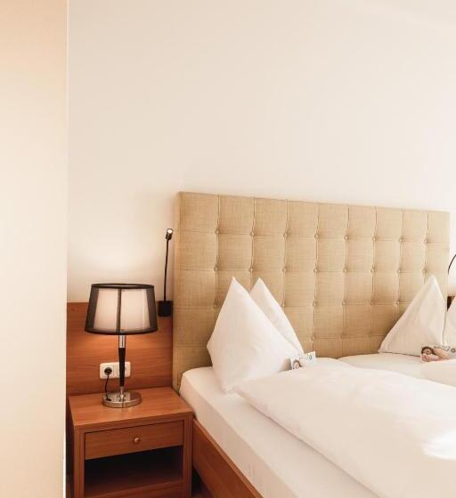 Номер Superior с Балконом, Vulkanlandhotel Legenstein