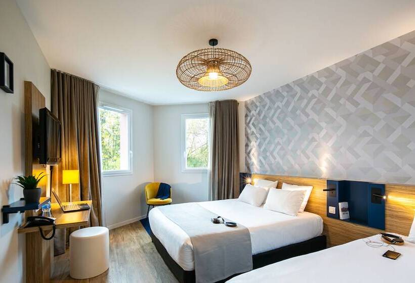 Номер Superior, The Originals Boutique Hotel Saint James, Montaigu Vendée, Nantes Sud