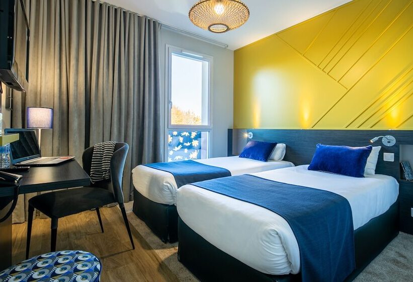 Номер Стандарт, The Originals Boutique Hotel Saint James, Montaigu Vendée, Nantes Sud