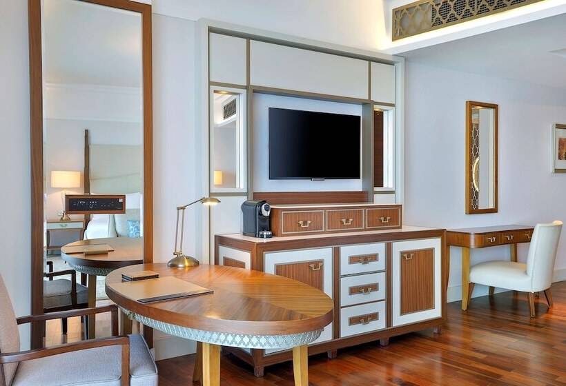 Номер Superior Кровать Кинг, Waldorf Astoria Dubai Palm Jumeirah