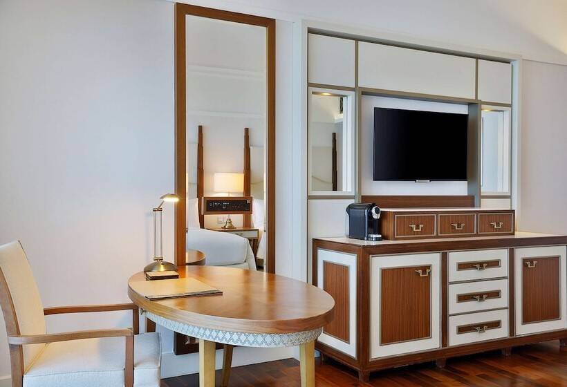 Номер Deluxe Кровать Куин, Waldorf Astoria Dubai Palm Jumeirah