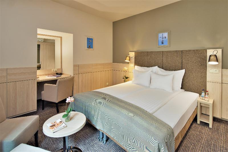 سوییت جونیور, Wellton Centrum Hotel & Spa