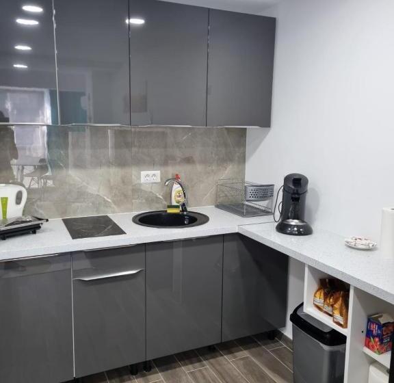 Апартаменты 1 Спальня Вид на Море, Denis Apartament 2 Camere