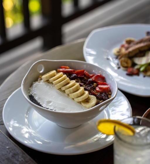 سوییت جونیور, Bolontiku Boutique Hotel & Spa