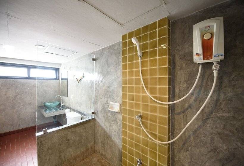 Номер Стандарт, Chana Place Lanna
