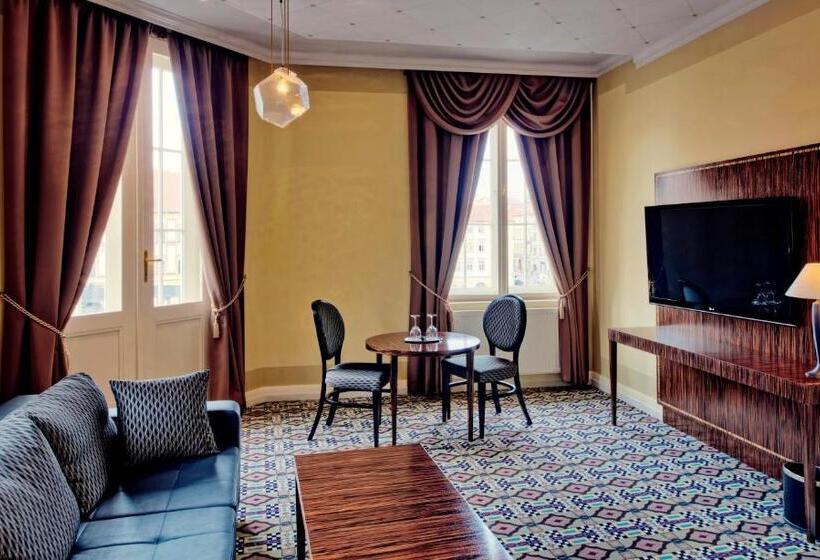 Полулюкс, Grandezza Hotel Luxury Palace