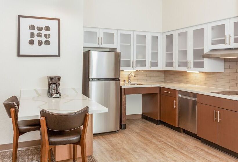 Люкс Адаптированный для Инвалидов, Staybridge Suites   San Bernardino   Loma Linda
