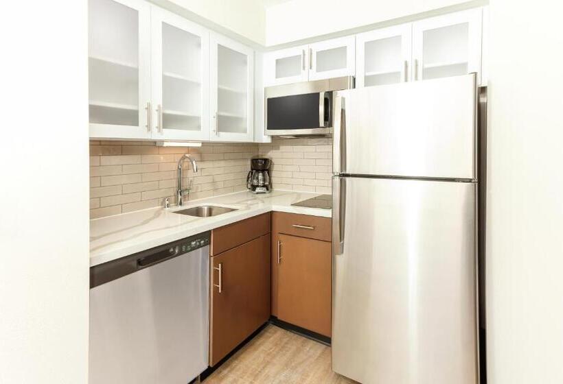 Студия Стандарт, Staybridge Suites   San Bernardino   Loma Linda