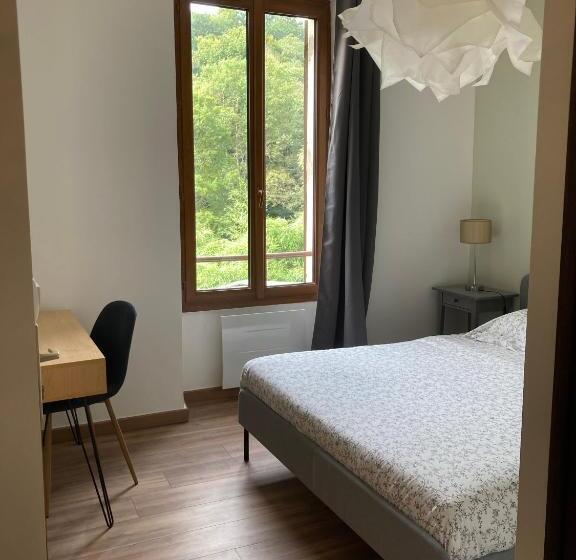 Апартаменты 1 Спальня Вид на Сад, L Auberge De La Goutille