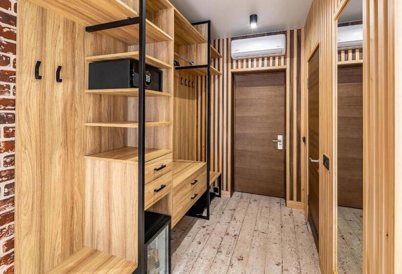 Трехместный Номер Стандарт с Видом, Wood Hotel Resort & Spa