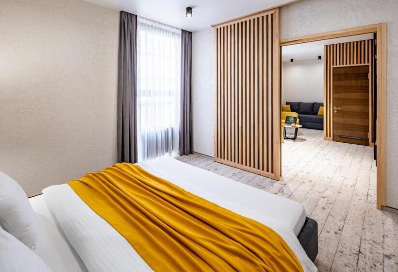 Люкс 2 Спальни, Wood Hotel Resort & Spa
