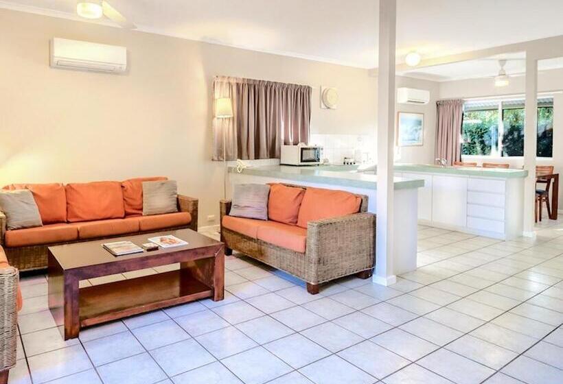 ویلا دلوکس 3 خوابه, Cable Beachside Villas