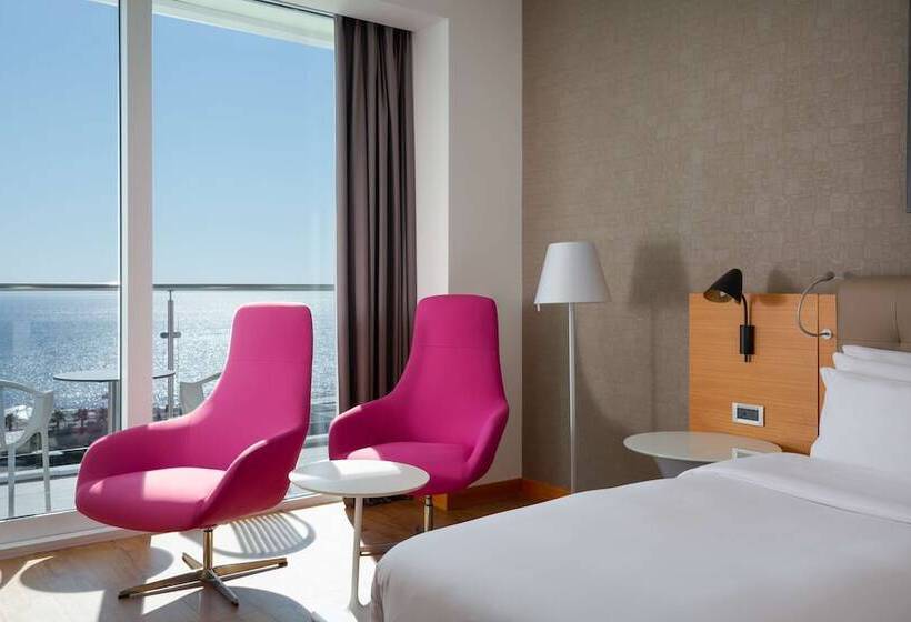 Habitación Premium Vista al Mar., Radisson Collection Paradise Resort And Spa, Sochi
