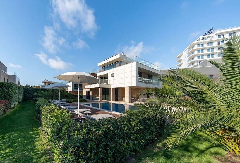 Вилла с 1 спальней и бассейном, Radisson Collection Paradise Resort And Spa, Sochi