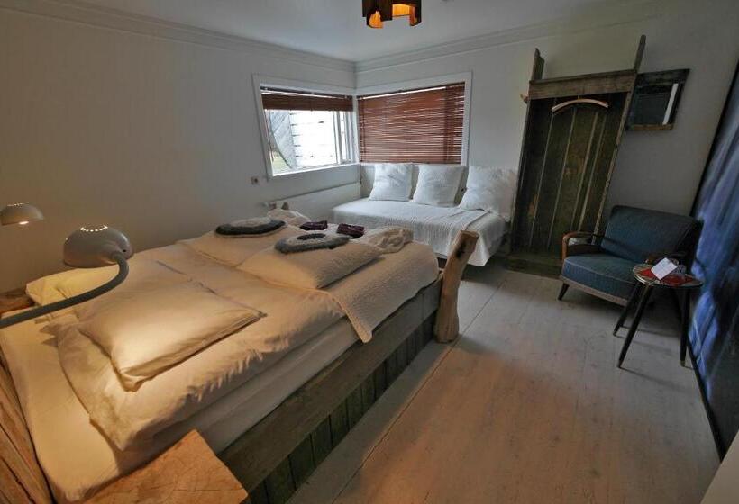اتاق استاندارد سه تخته با سرویس بهداشتی مشترک, Guesthouse 1x6