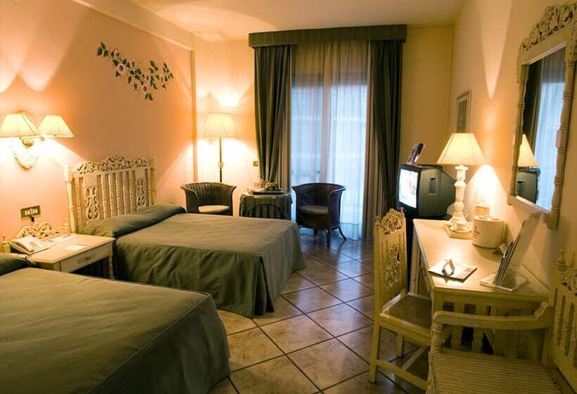 Трехместный Номер Superior, Resort Marina Di Castello Golf & Spa