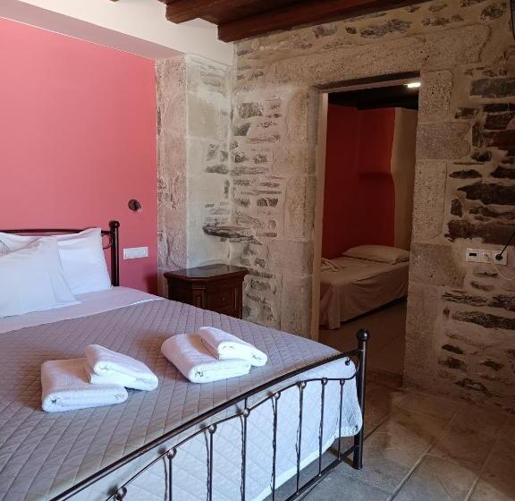 Family Suite, Petropoulakis Tower