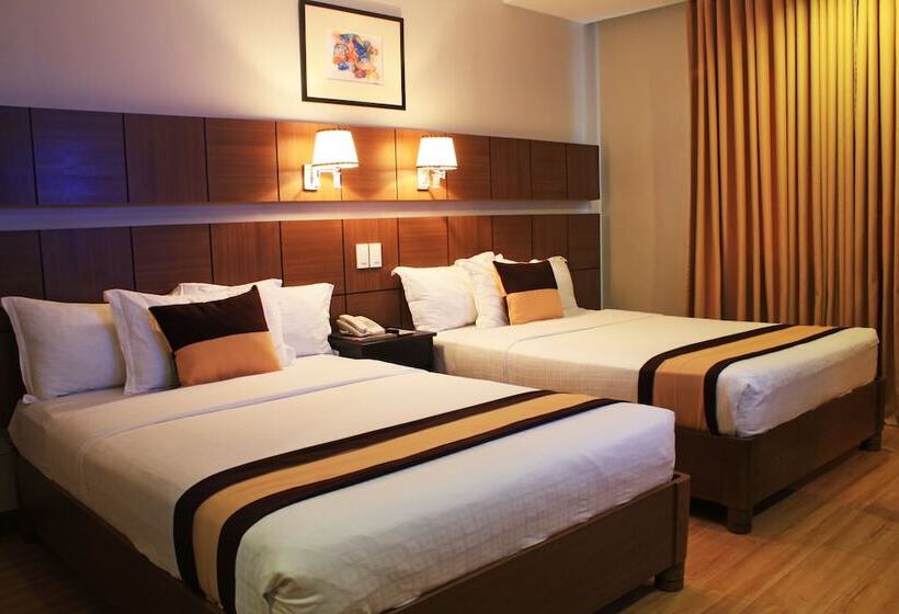 Номер Superior, The Pinnacle Hotel And Suites