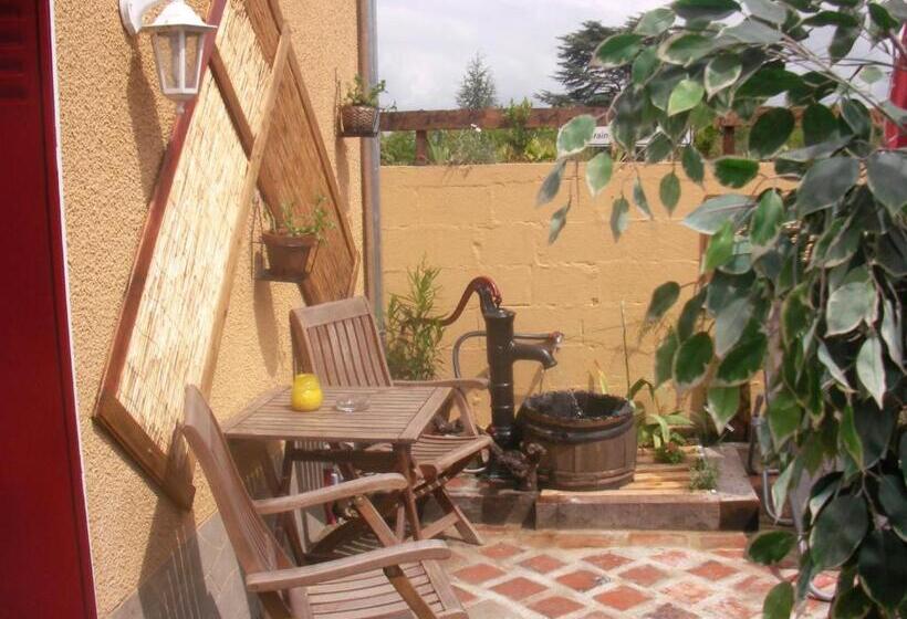استودیو استاندارد با تراس, Chambres D Hôtes La Vallée Des Vignes