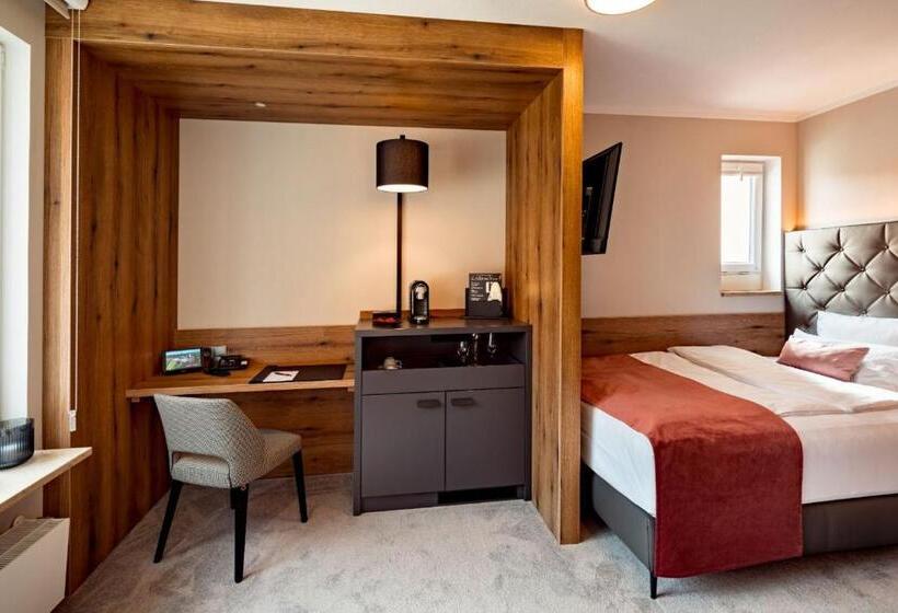 带园景的单人房, Burghotel Staufeneck