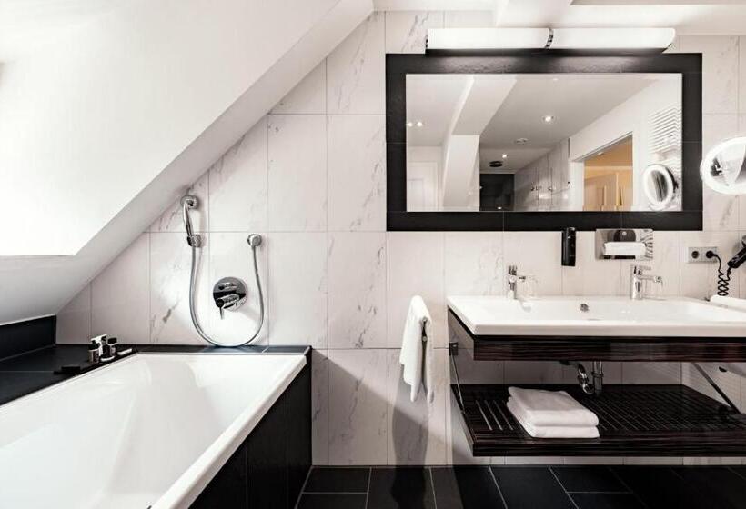 行政套房, Burghotel Staufeneck