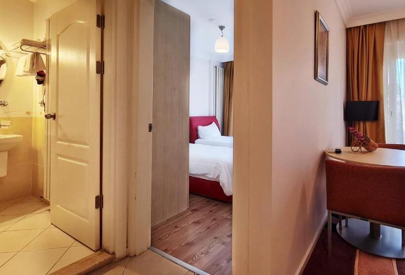 Люкс Повышенной Комфортности, Kamer Exclusive Hotel & Suites