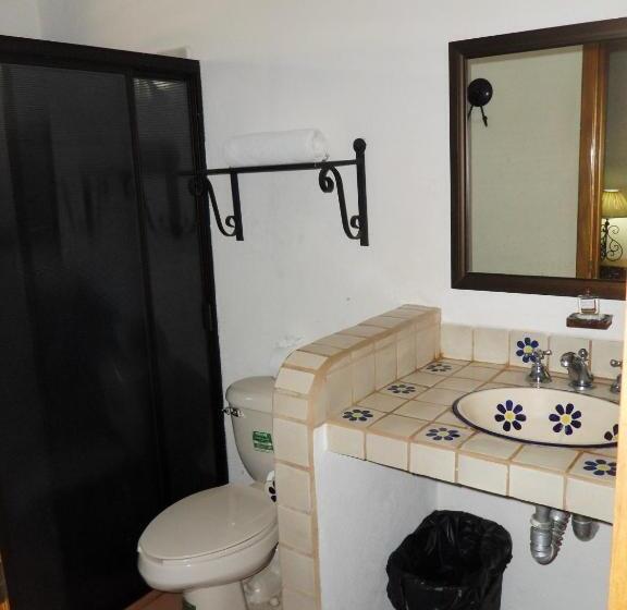اتاق استاندارد, Montroi Express