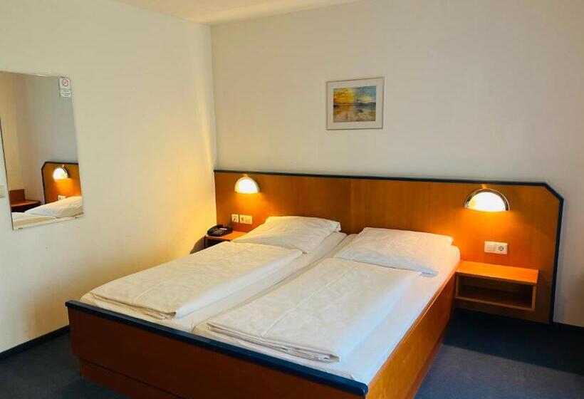 استودیوی استاندارد, Trip Inn Aktivhotel & Restaurant Sonnenhof Bei Passau Ehemals Sporthotel Sonnenhof