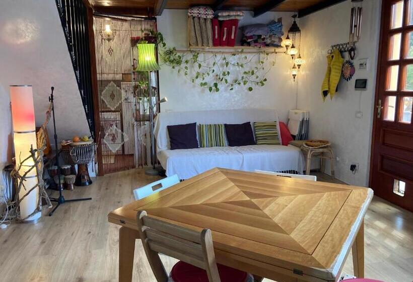 スタンダード４人部屋, Oasi Del Cuore   Due Graziose Camere Con Vista Mare A 7 Min Dal Mare Di Castiglioncello