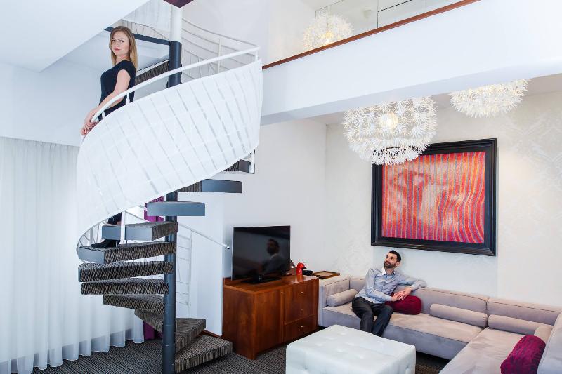Estudio Estándar, Grand Hotel Boutique